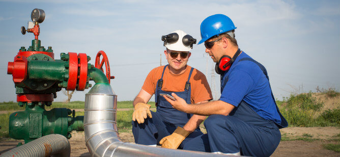 safety precautions for working on pipelines