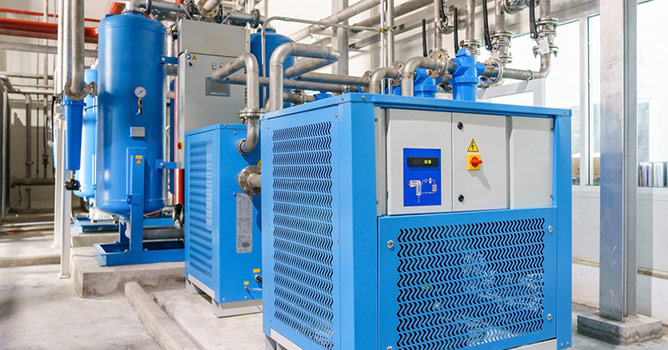 Compressed air aftercoolers for compressed air systems